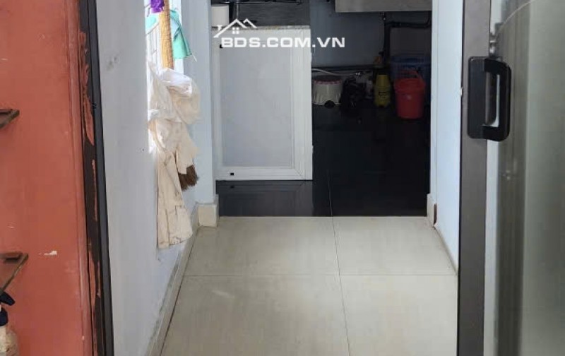 Cho thuê nhà mặt bằng Kinh Doanh 72m2, Đường Hoàng Cầm,Thủ Đức
